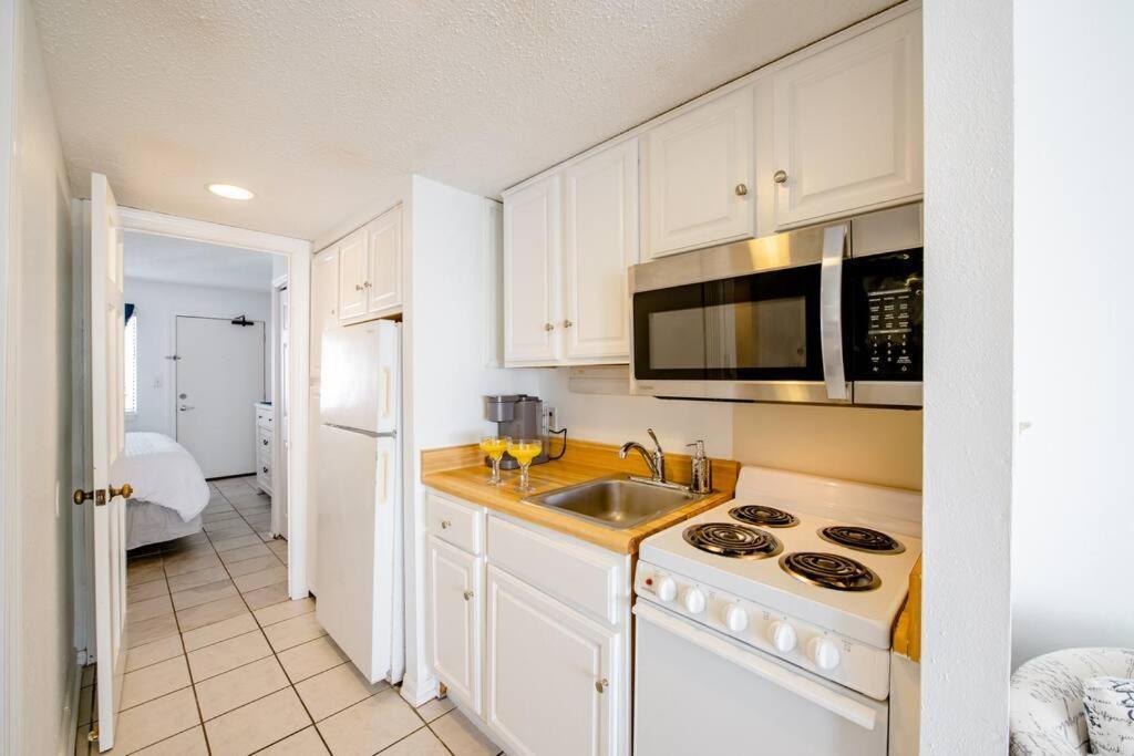 Royal Retreat-Amazing View-King Bed-1 Bedroom-Full Kitchen-Free Parking-Self Check-In Myrtle Beach Kültér fotó