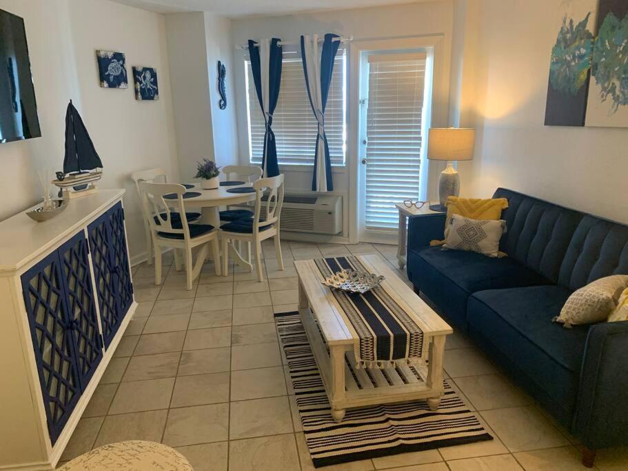 Royal Retreat-Amazing View-King Bed-1 Bedroom-Full Kitchen-Free Parking-Self Check-In Myrtle Beach Kültér fotó