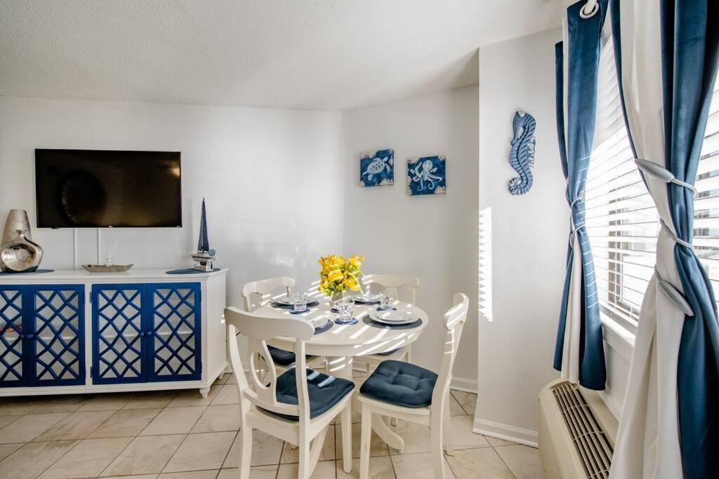 Royal Retreat-Amazing View-King Bed-1 Bedroom-Full Kitchen-Free Parking-Self Check-In Myrtle Beach Kültér fotó
