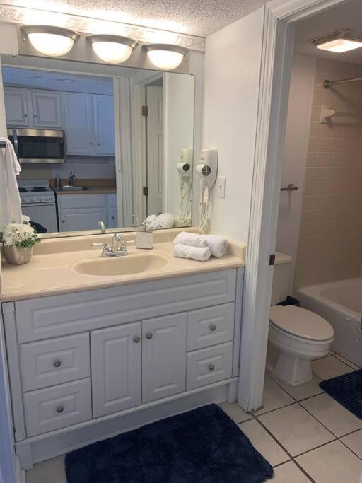 Royal Retreat-Amazing View-King Bed-1 Bedroom-Full Kitchen-Free Parking-Self Check-In Myrtle Beach Kültér fotó