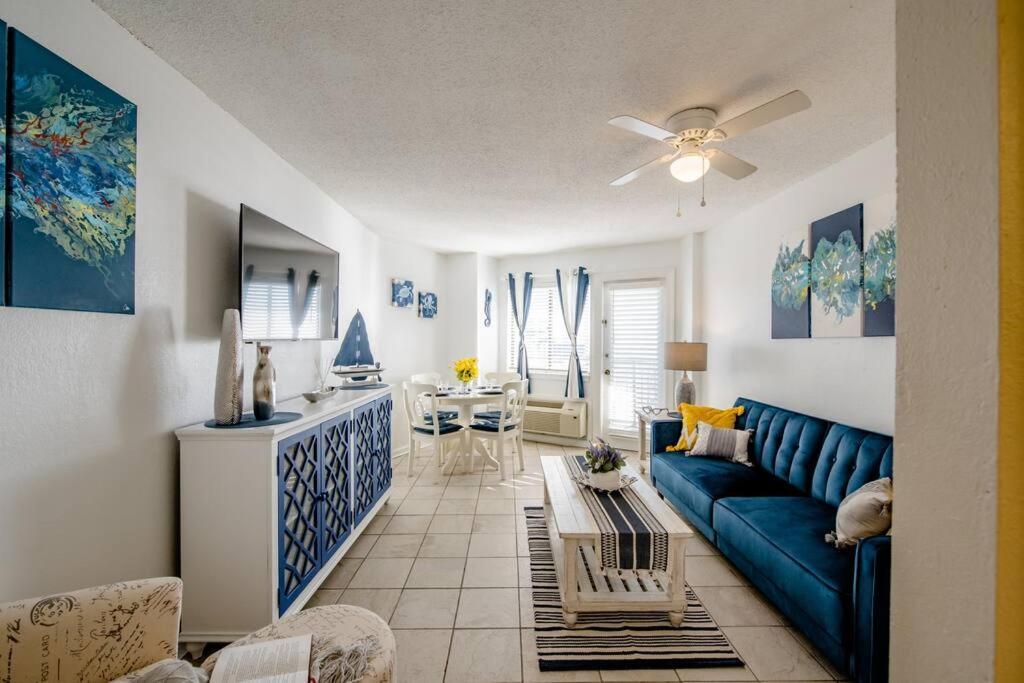 Royal Retreat-Amazing View-King Bed-1 Bedroom-Full Kitchen-Free Parking-Self Check-In Myrtle Beach Kültér fotó