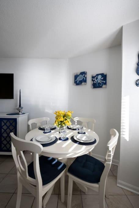 Royal Retreat-Amazing View-King Bed-1 Bedroom-Full Kitchen-Free Parking-Self Check-In Myrtle Beach Kültér fotó